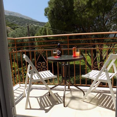 Afrodite Spacious Apartments! Agia Efimia Екстер'єр фото