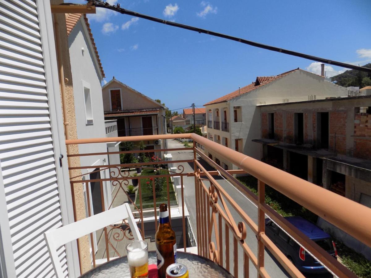 Afrodite Spacious Apartments! Agia Efimia Екстер'єр фото