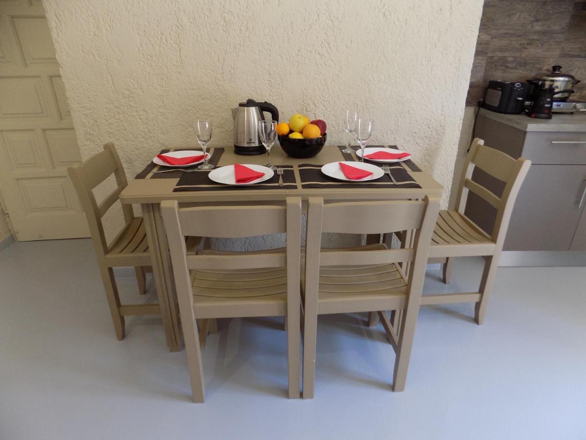 Afrodite Spacious Apartments! Agia Efimia Екстер'єр фото