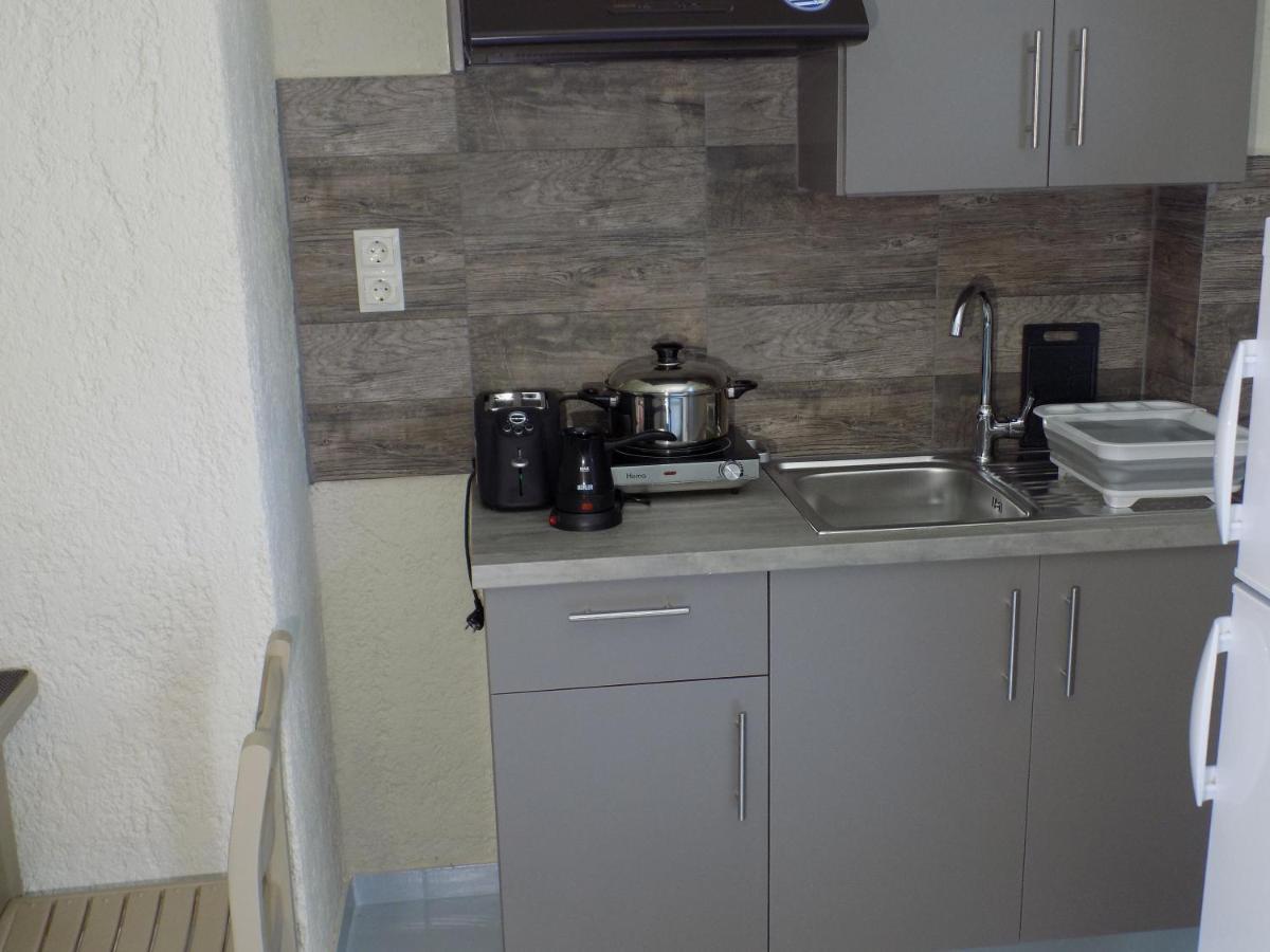 Afrodite Spacious Apartments! Agia Efimia Екстер'єр фото