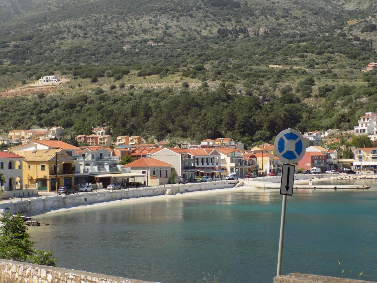 Afrodite Spacious Apartments! Agia Efimia Екстер'єр фото