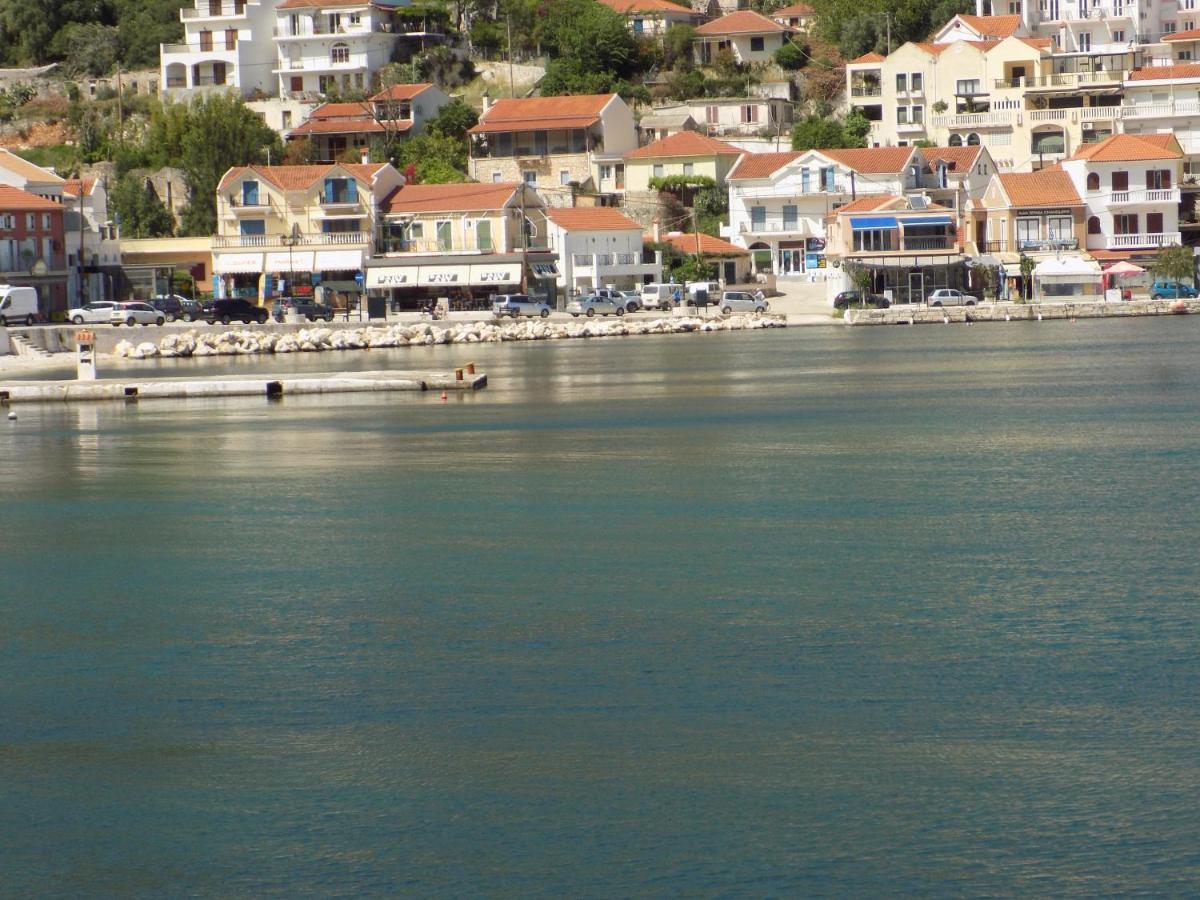Afrodite Spacious Apartments! Agia Efimia Екстер'єр фото